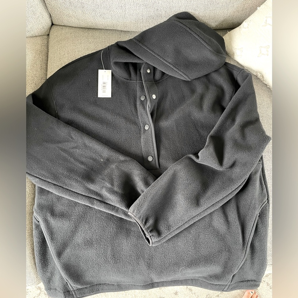 Outdoor Voices Black Fleece Hoodie - Men’s XL